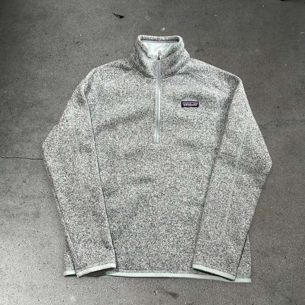 Women's Patagonia baby blue fleece 1/4 better sweater Size M/L